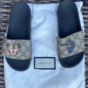 Kids Gucci Wildcat and Wolf Slide Monogram Sandals